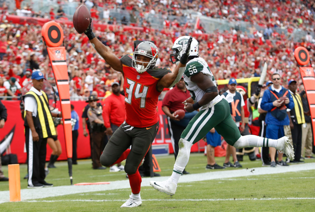 Game Preview; Buccaneers at New York Jets Amazing Grace Sports Network